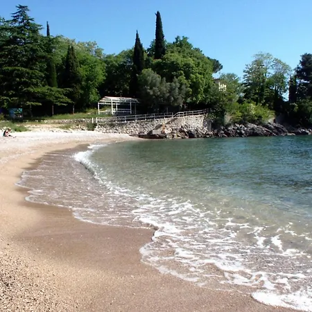 With A Parking Space Lovran, Opatija - 2352 Penzion 2*